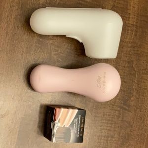 Used Clarisonic Mia 2 brush, magnetic charger and new foundation brush